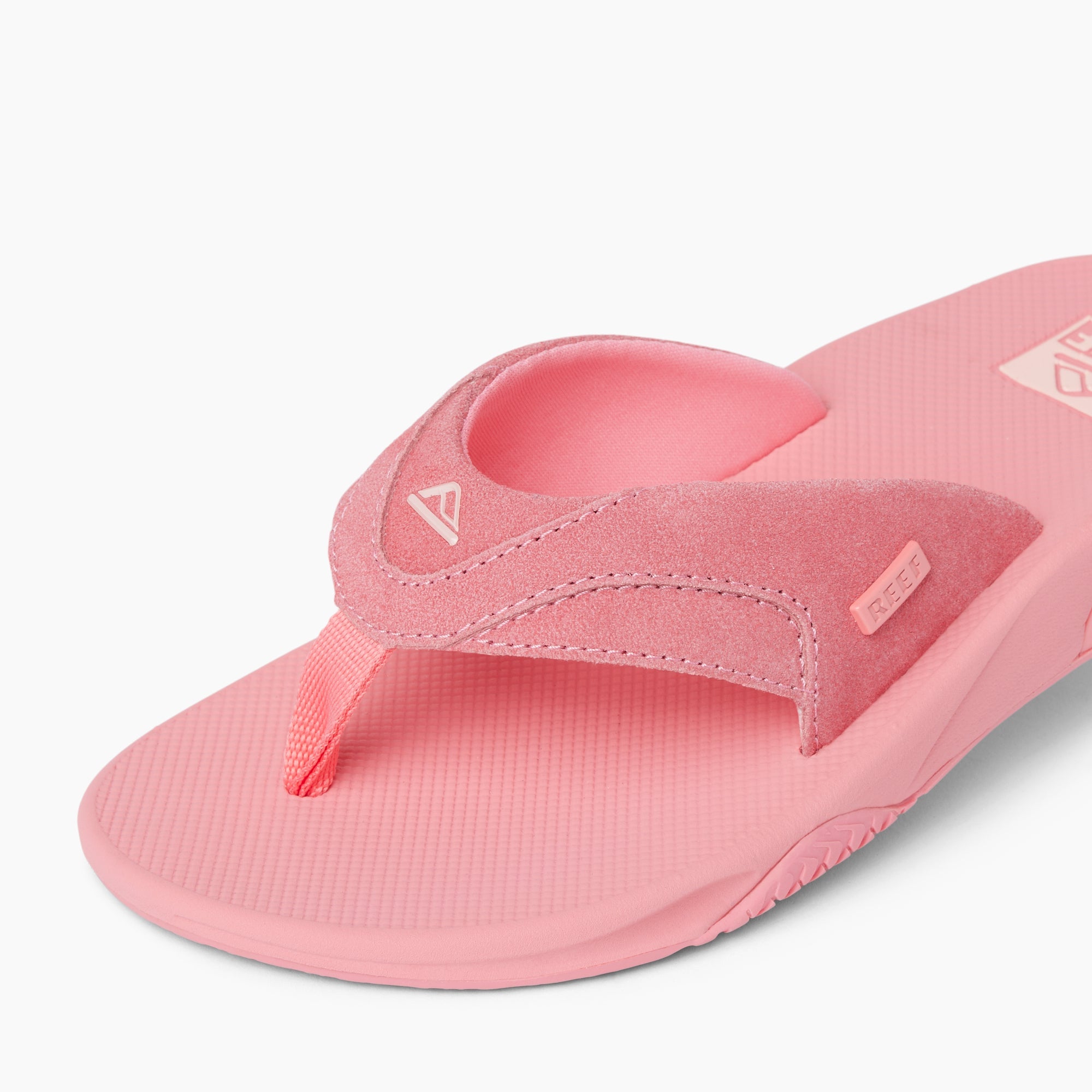 Fanning - Strawberry Suede
