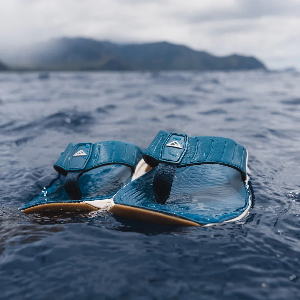 The Deckhand - Ocean Depths